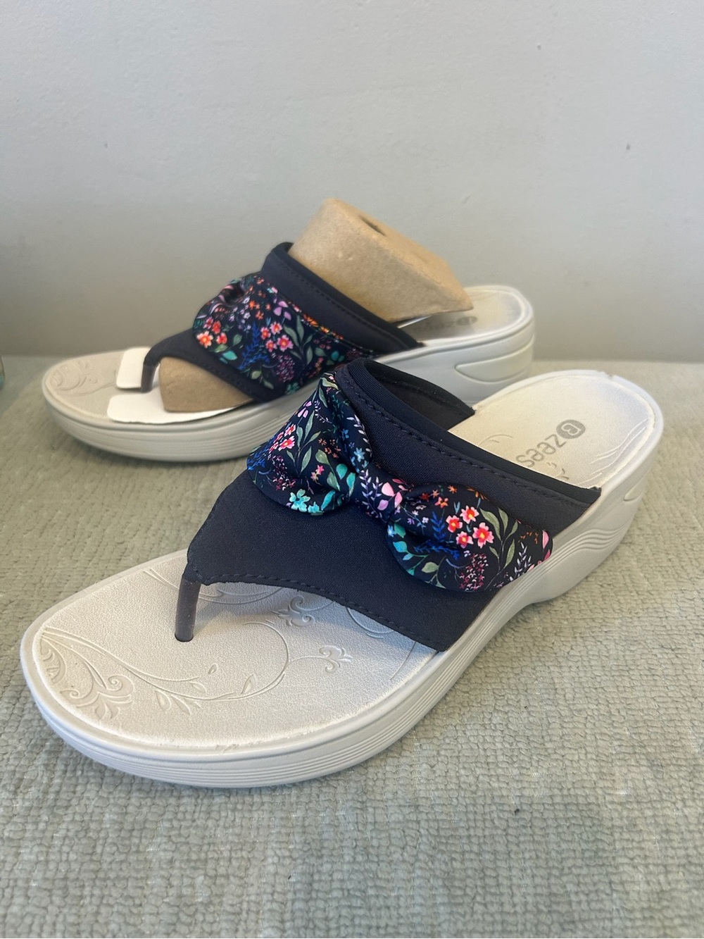 Bzees Navy Floral Bow Wedge Thong Sandals